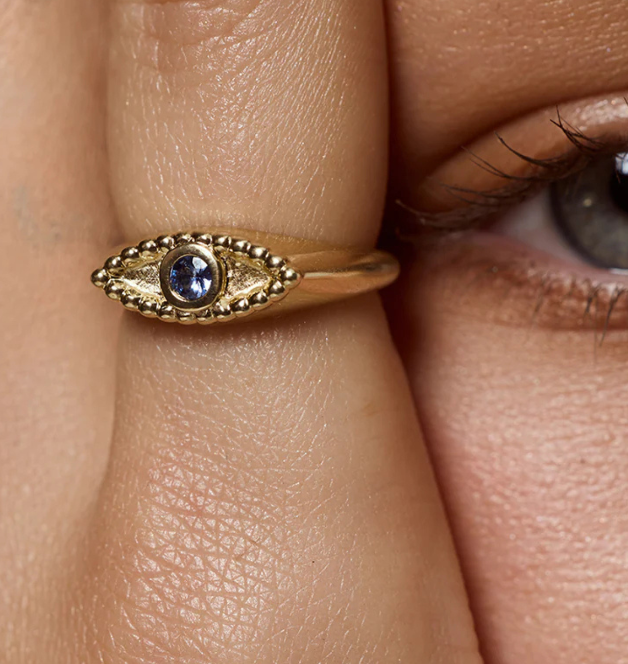 AZURE EYE RING