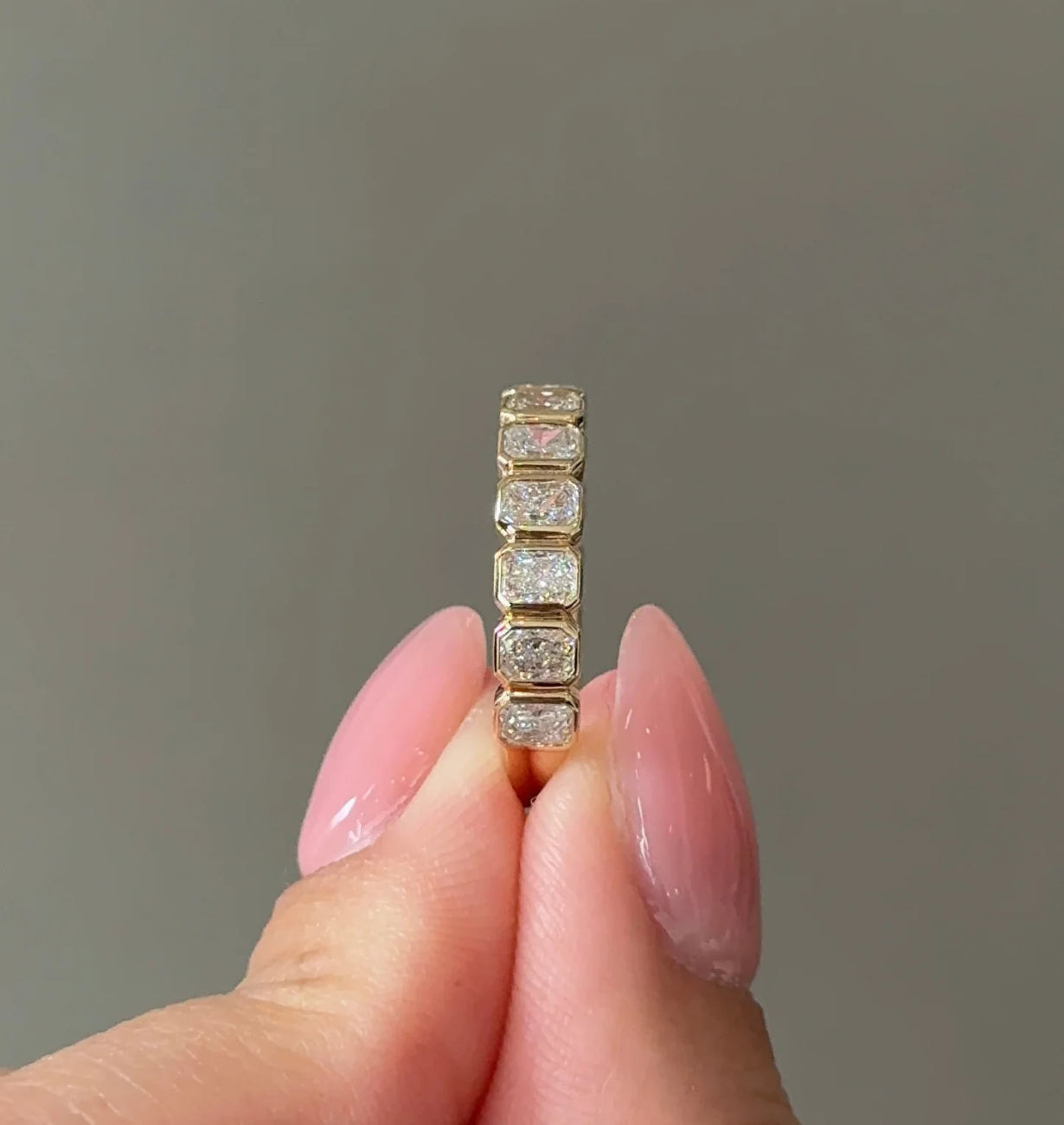 RADIANT HALF ETERNITY BAND