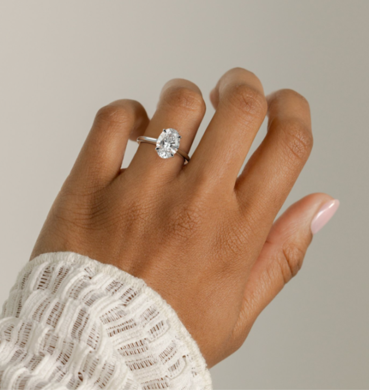 TIA OVAL ENGAGEMENT RING SET