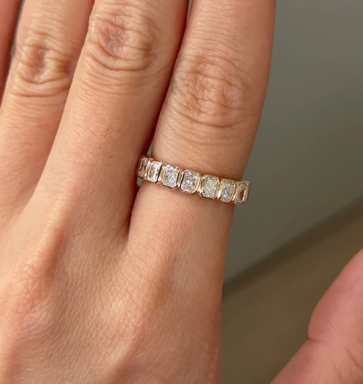 RADIANT HALF ETERNITY BAND