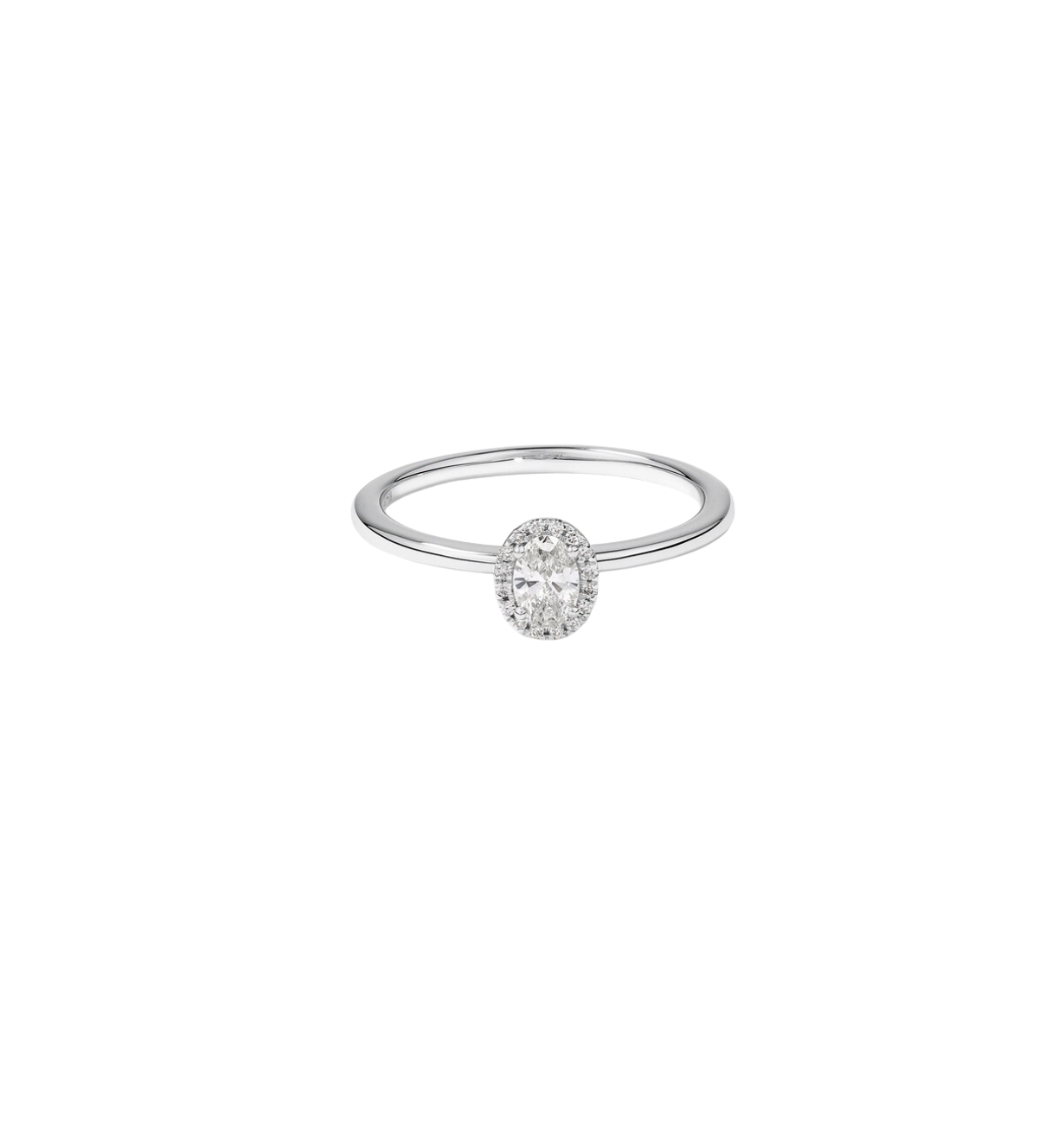 close-up of blossom lab grown diamond ring in 14k gold