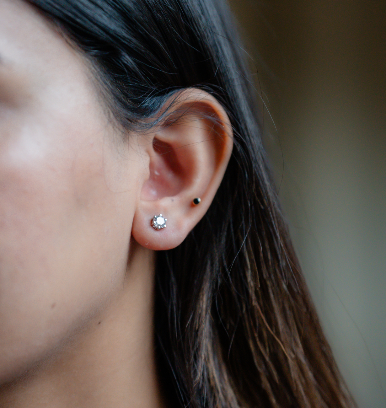 ORLISSE STUD EARRING