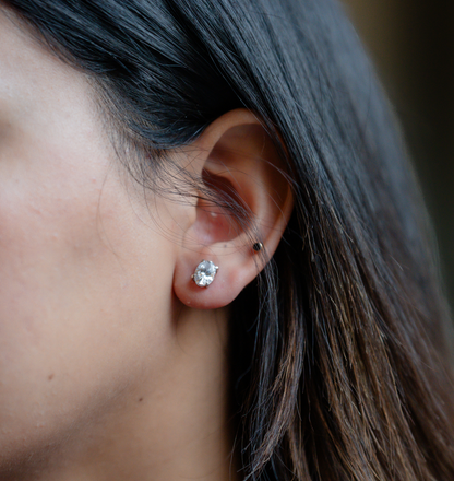 Oval Diamond Stud 1.50 TCW