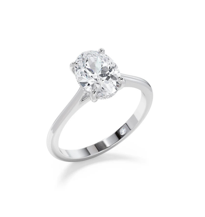 LAMA OVAL ENGAGEMENT RING