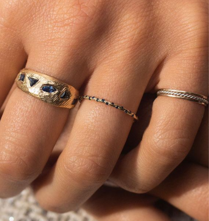 STARRY SAPPHIRE RING