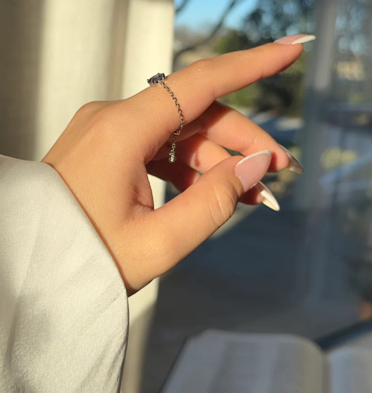 TANZANITE CHAIN RING