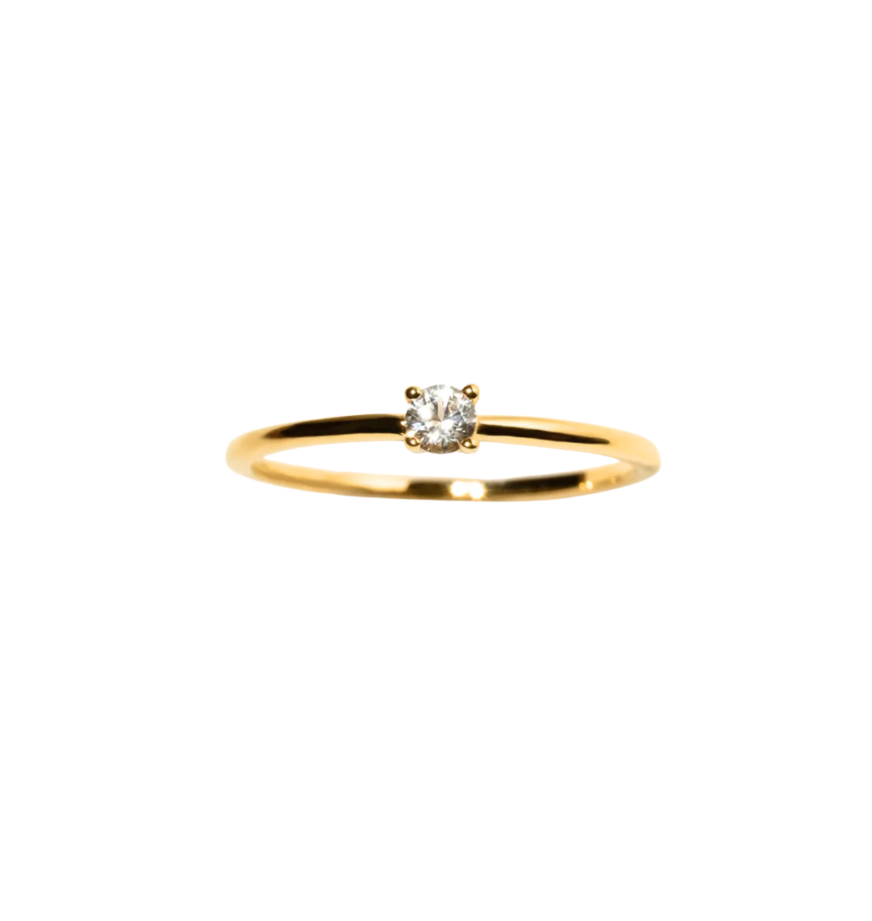 close-up of ziyara oval lab grown diamond ring