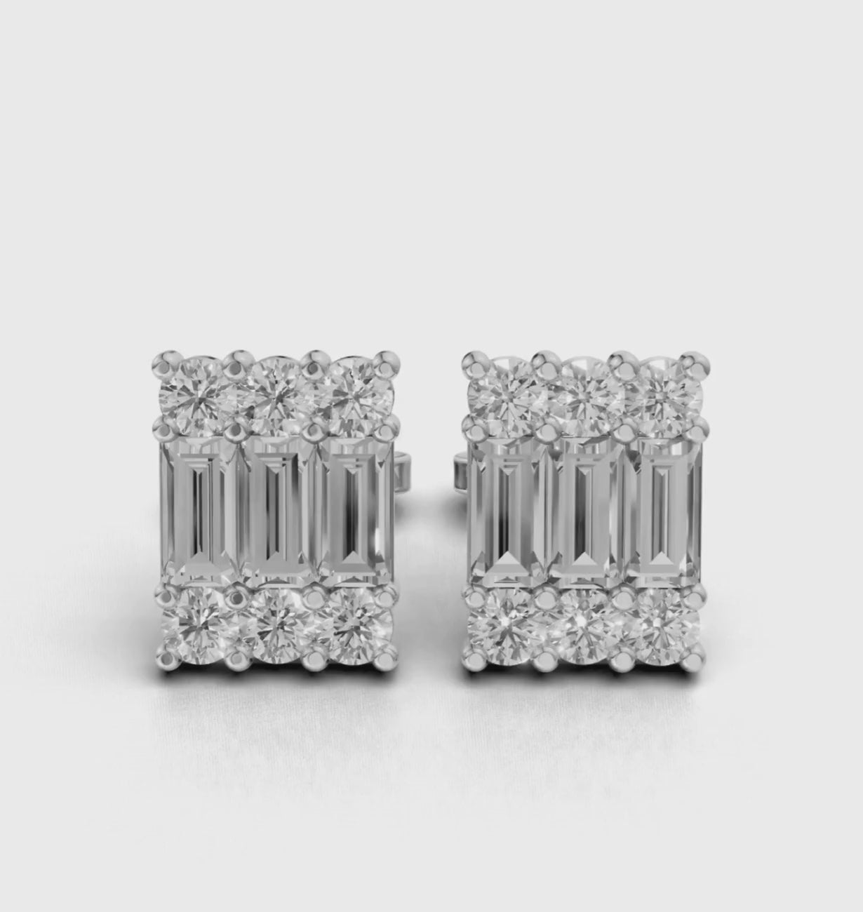 STRAVELLE STUD EARRING