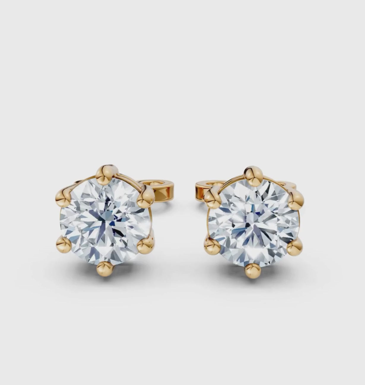 ORLISSE STUD EARRING